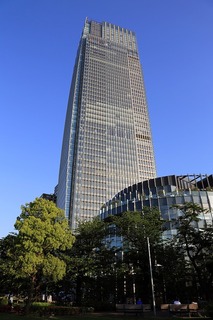 106b26f129.jpg